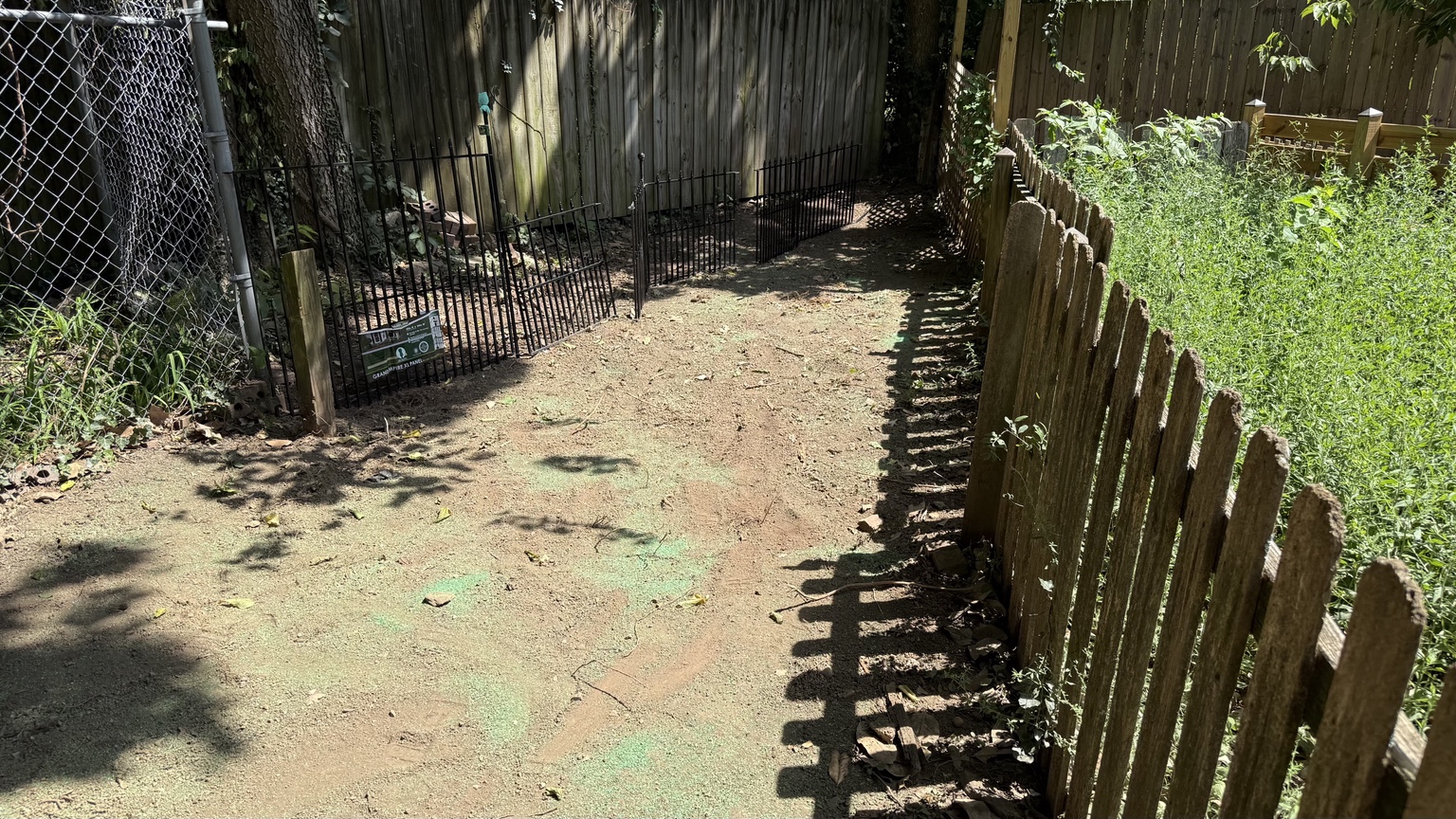 Finished stepping-stone and river rock walkway